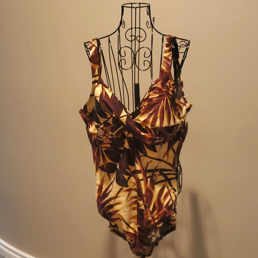 Tummy Control Women's One Piece Swimsuit. Plus Size.